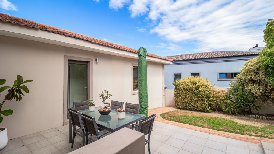 3 Bedroom Property for Sale in Olive Grove Western Cape